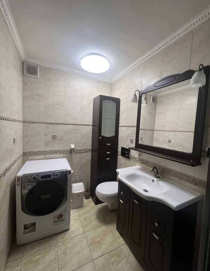 Продажа 2-комнатной квартиры 68 м², Леси Украинки ул.