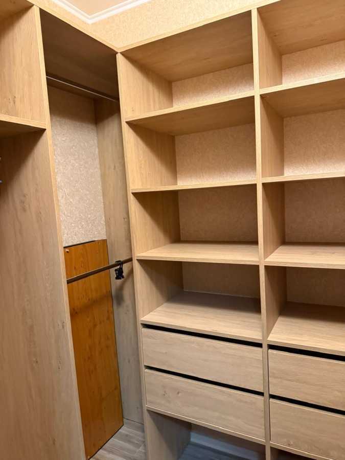 Аренда 3-комнатной квартиры 97 м², Генерала Наумова ул., 66