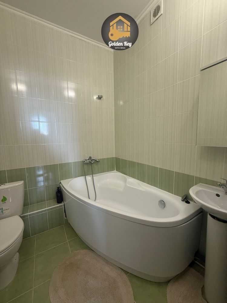 Продажа 2-комнатной квартиры 47.5 м², Выставочная ул., 14
