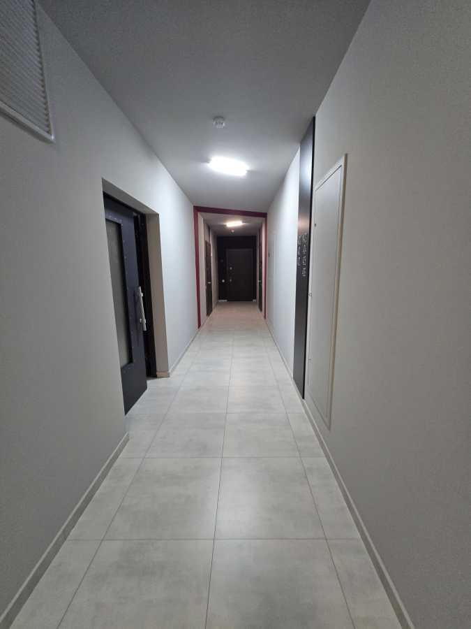 Оренда 3-кімнатної квартири 82.8 м², Шолуденка вул., 30