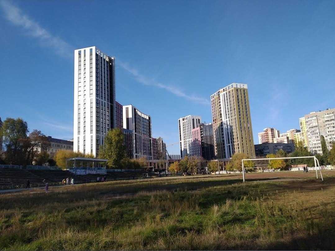 Оренда 3-кімнатної квартири 82.8 м², Шолуденка вул., 30