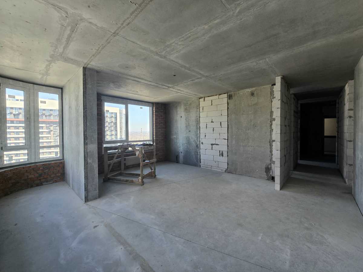Продажа 3-комнатной квартиры 98 м², Днепровская наб., 15К