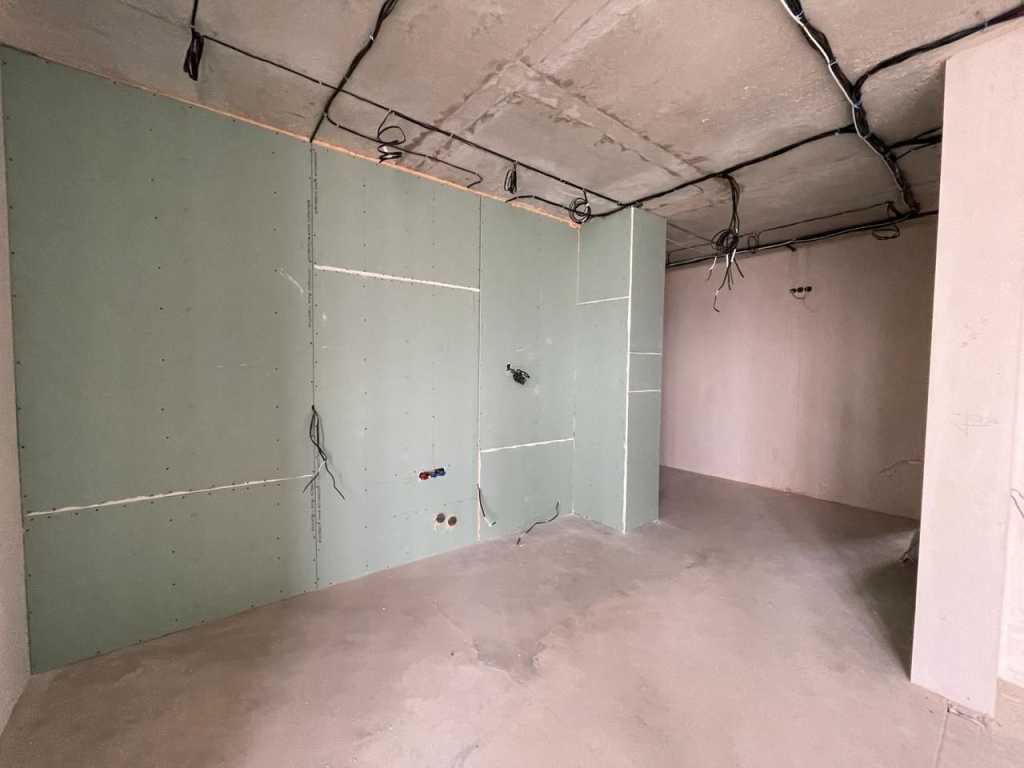 Продажа 3-комнатной квартиры 65 м², Метрологическая ул., 107А