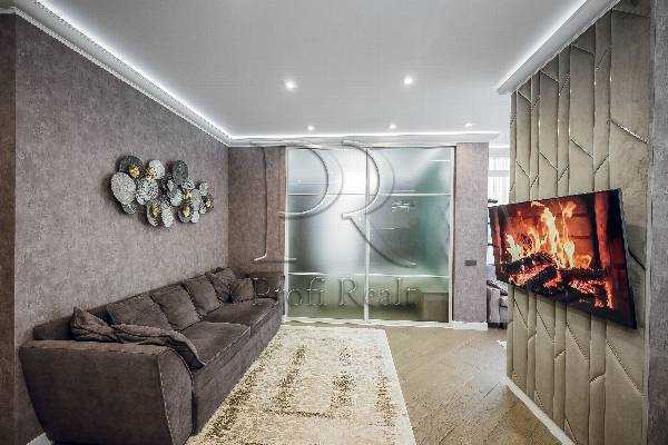 Продажа 2-комнатной квартиры 82 м², Никольско-Слободская ул., 3Б