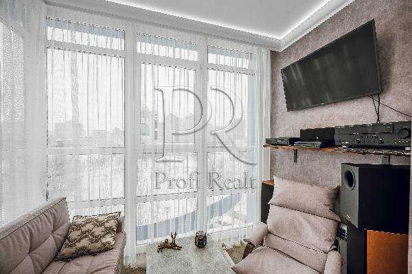 Продажа 2-комнатной квартиры 82 м², Никольско-Слободская ул., 3Б