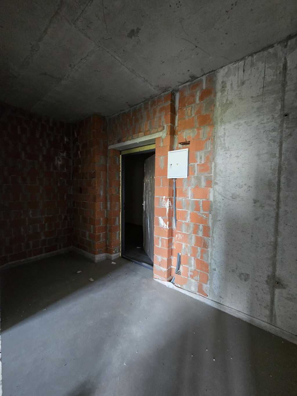 Продажа 1-комнатной квартиры 41 м², Метрологическая ул., 107