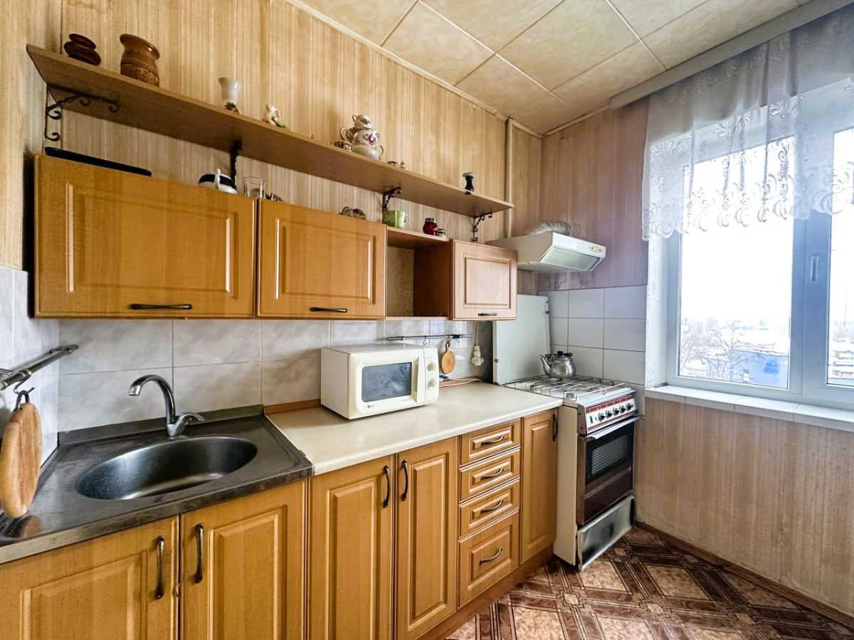 Продажа 3-комнатной квартиры 70 м², Здолбуновская ул., 7А