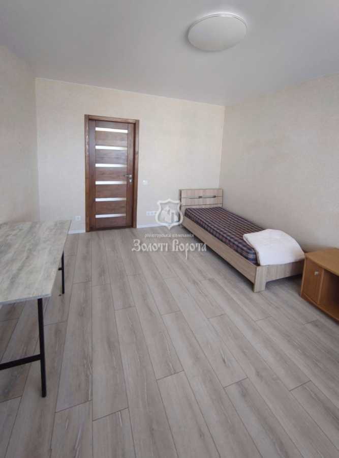 Продажа 3-комнатной квартиры 72 м², Путивльская ул., 40