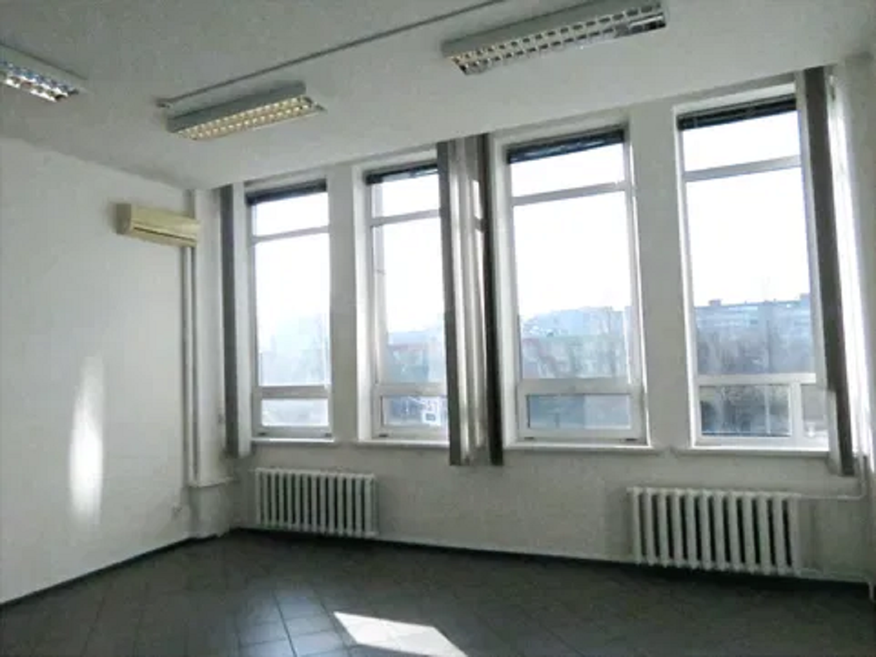 Аренда офиса 34 м², Евгения Сверстюка ул., 17