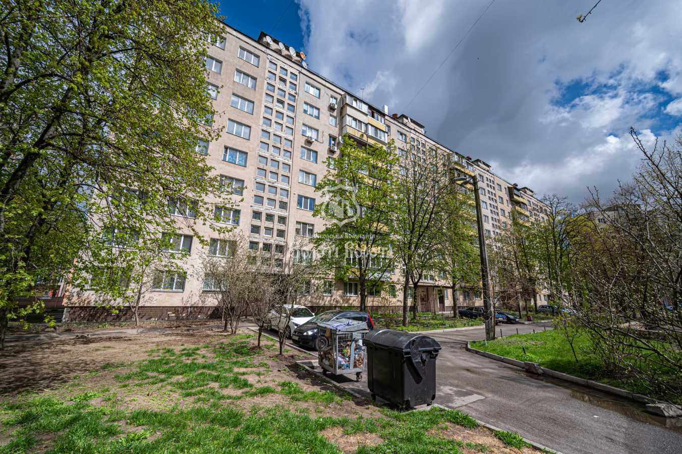 Продажа 2-комнатной квартиры 46.9 м², Композитора Лятошинского ул., 26Б