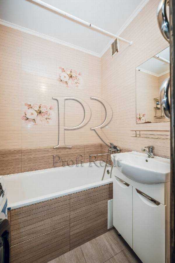 Продажа 1-комнатной квартиры 38 м², Оболонский просп., 25