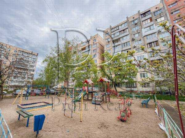 Продажа 1-комнатной квартиры 38 м², Оболонский просп., 25