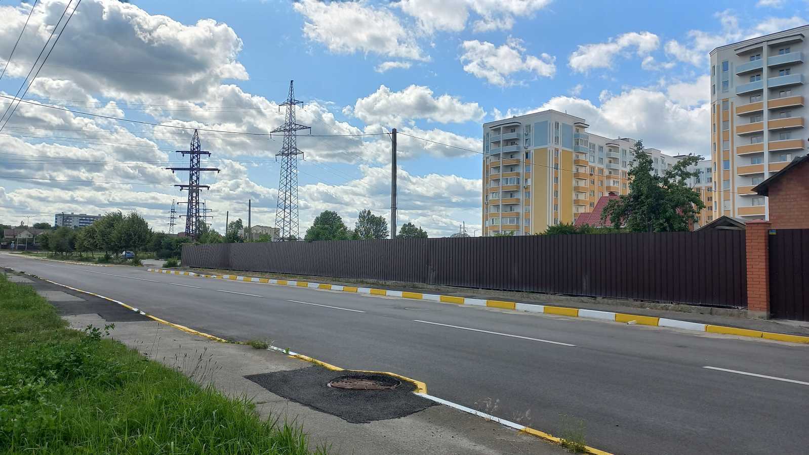 Продаж ділянки під індивідуальне житлове будівництво 15 соток, Яблунська вул.