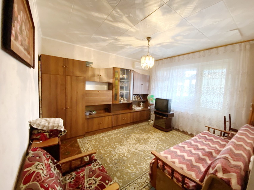 Продажа 2-комнатной квартиры 50 м², Лазурная ул.