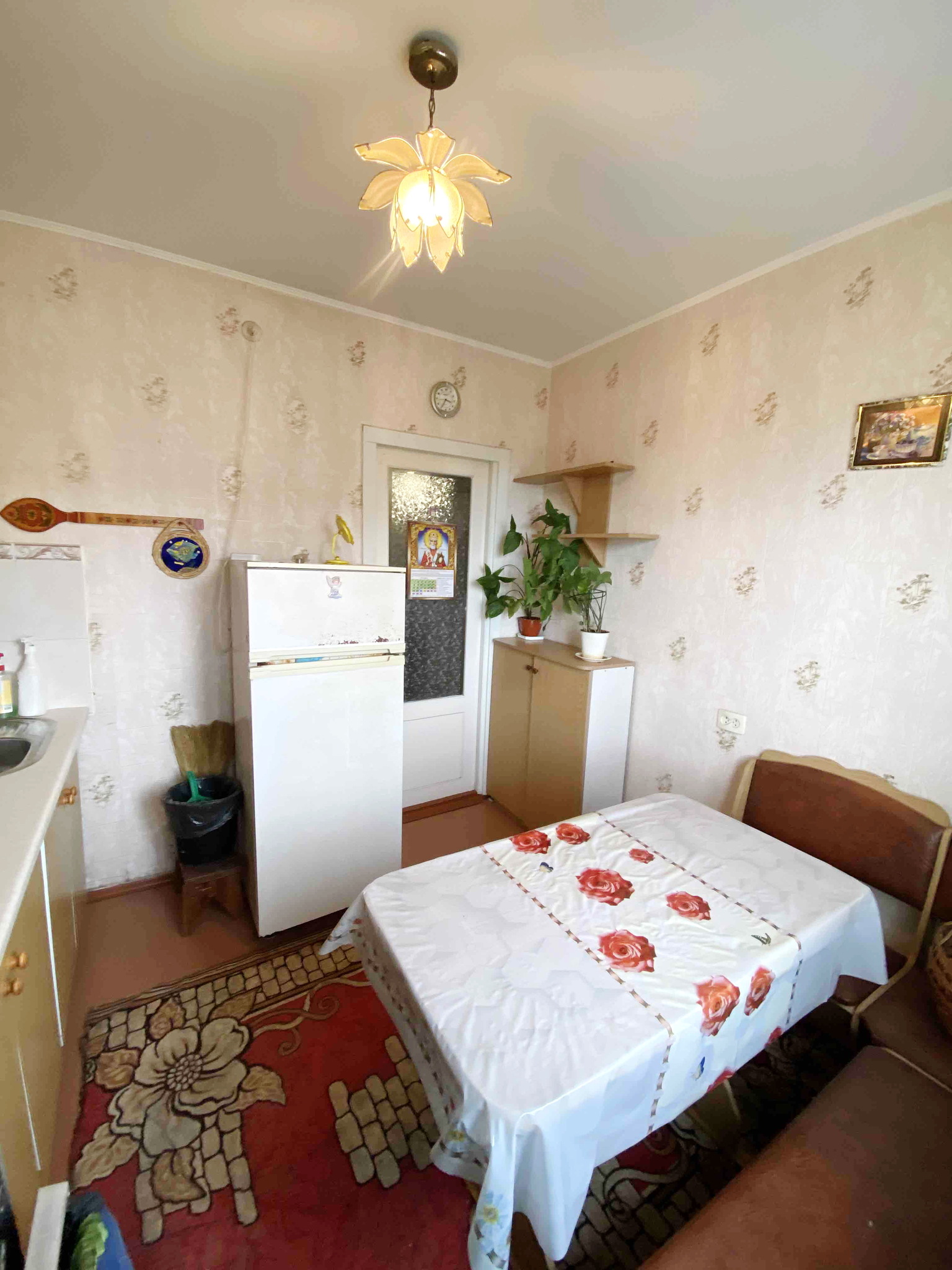 Продажа 2-комнатной квартиры 50 м², Лазурная ул.