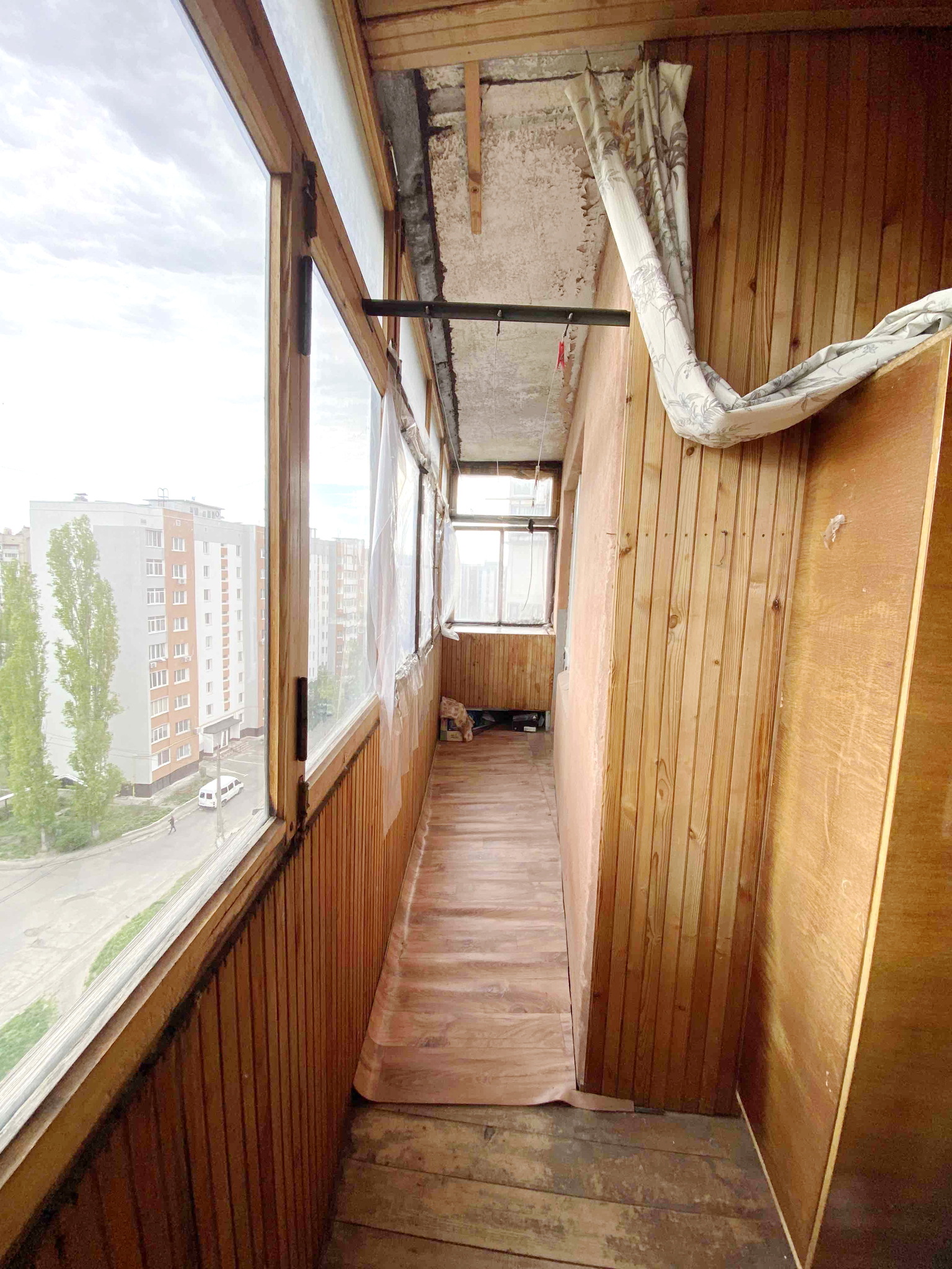Продажа 2-комнатной квартиры 50 м², Лазурная ул.