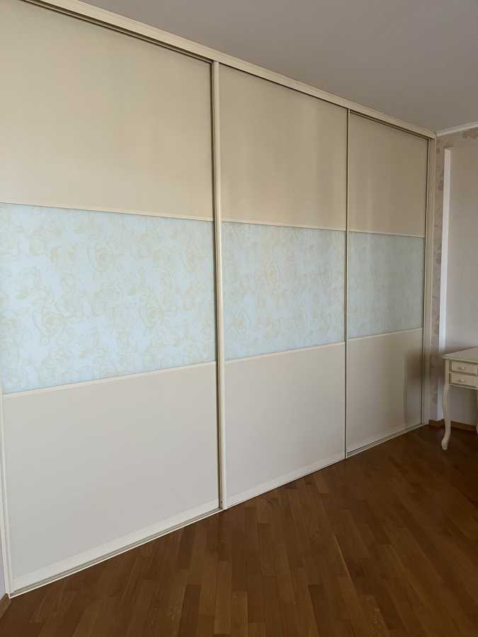 Продажа 2-комнатной квартиры 65 м², Саперно-Слободская ул., 22