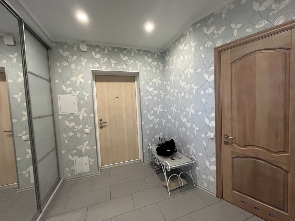 Продажа 2-комнатной квартиры 65 м², Саперно-Слободская ул., 22