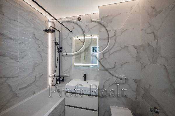 Продаж 1-кімнатної квартири 45 м², Академіка Шалімова вул., 70/2