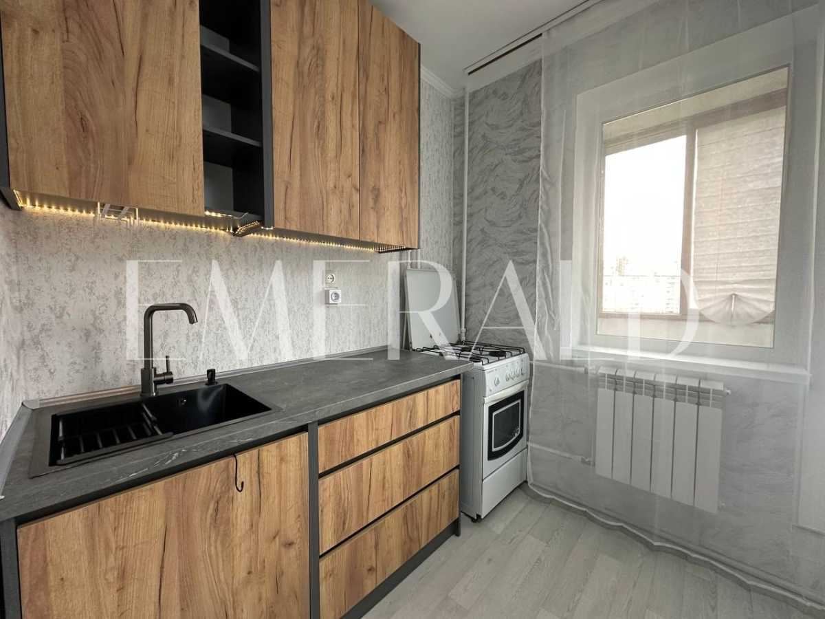 Продажа 1-комнатной квартиры 38.6 м², Владимира Маяковского просп., 81А