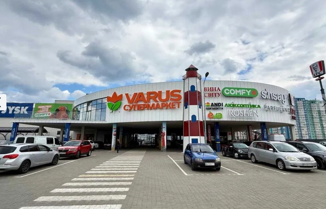 Аренда другого торгового помещения 835 м², Небесной сотни просп.