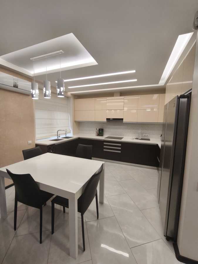 Продажа 5-комнатной квартиры 164 м², Кобзаря бул., 2