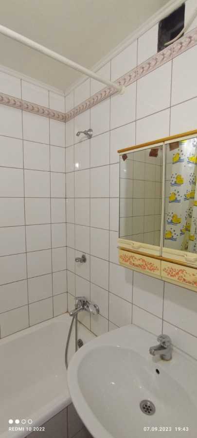 Оренда 2-кімнатної квартири 49 м², Новорічна вул., 49