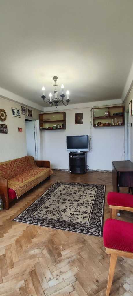 Продажа 3-комнатной квартиры 57 м², Березняковская ул., 14