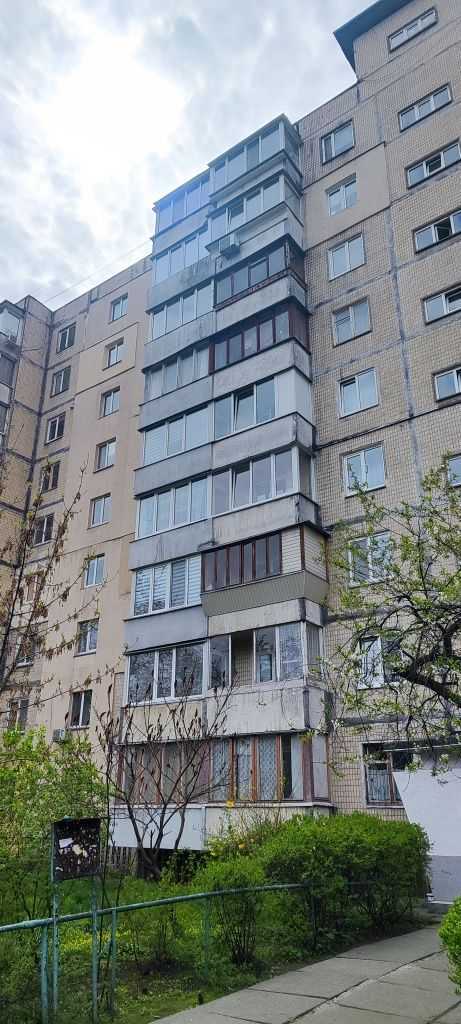 Продажа 3-комнатной квартиры 57 м², Березняковская ул., 14