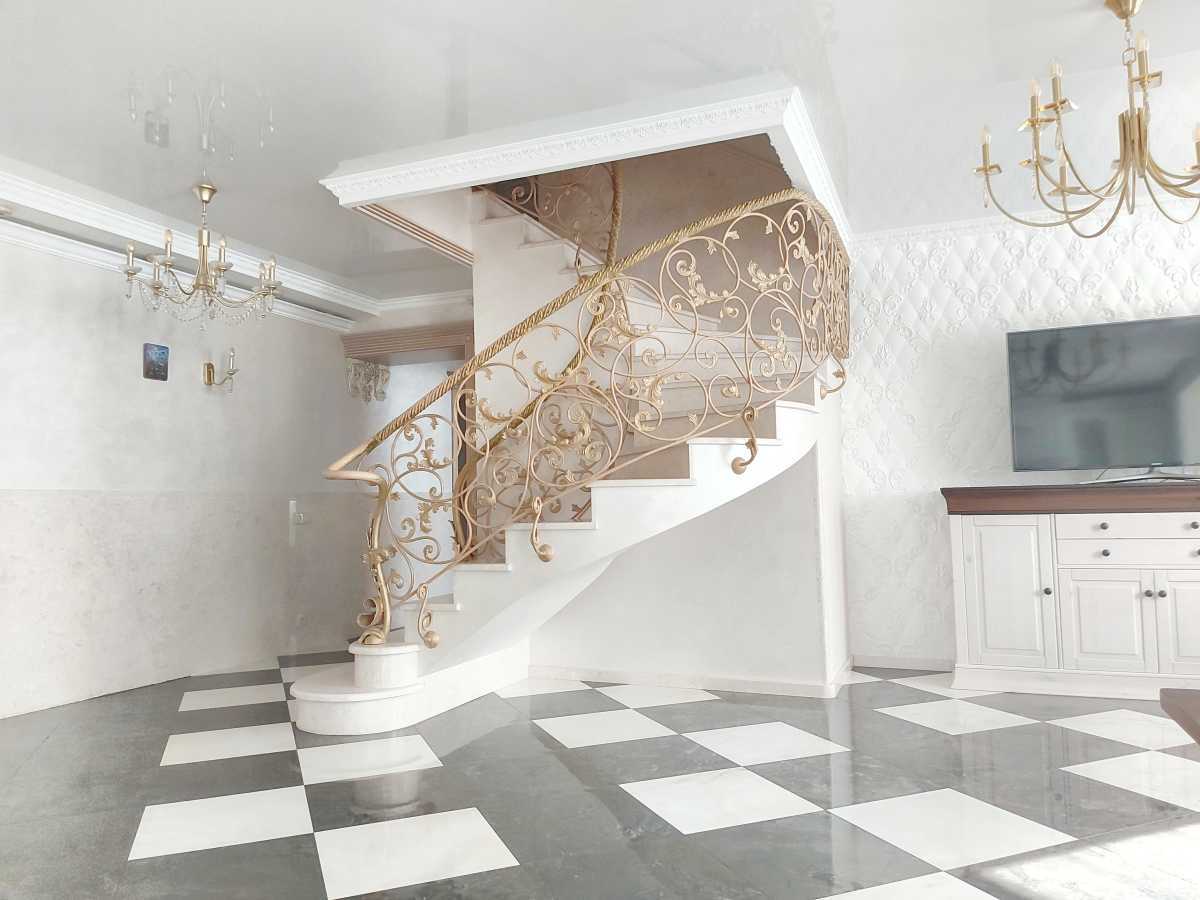 Продаж 4-кімнатної квартири 166 м², Боголюбова вул., 16