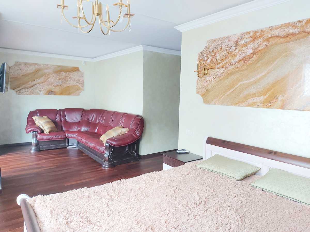 Продаж 4-кімнатної квартири 166 м², Боголюбова вул., 16