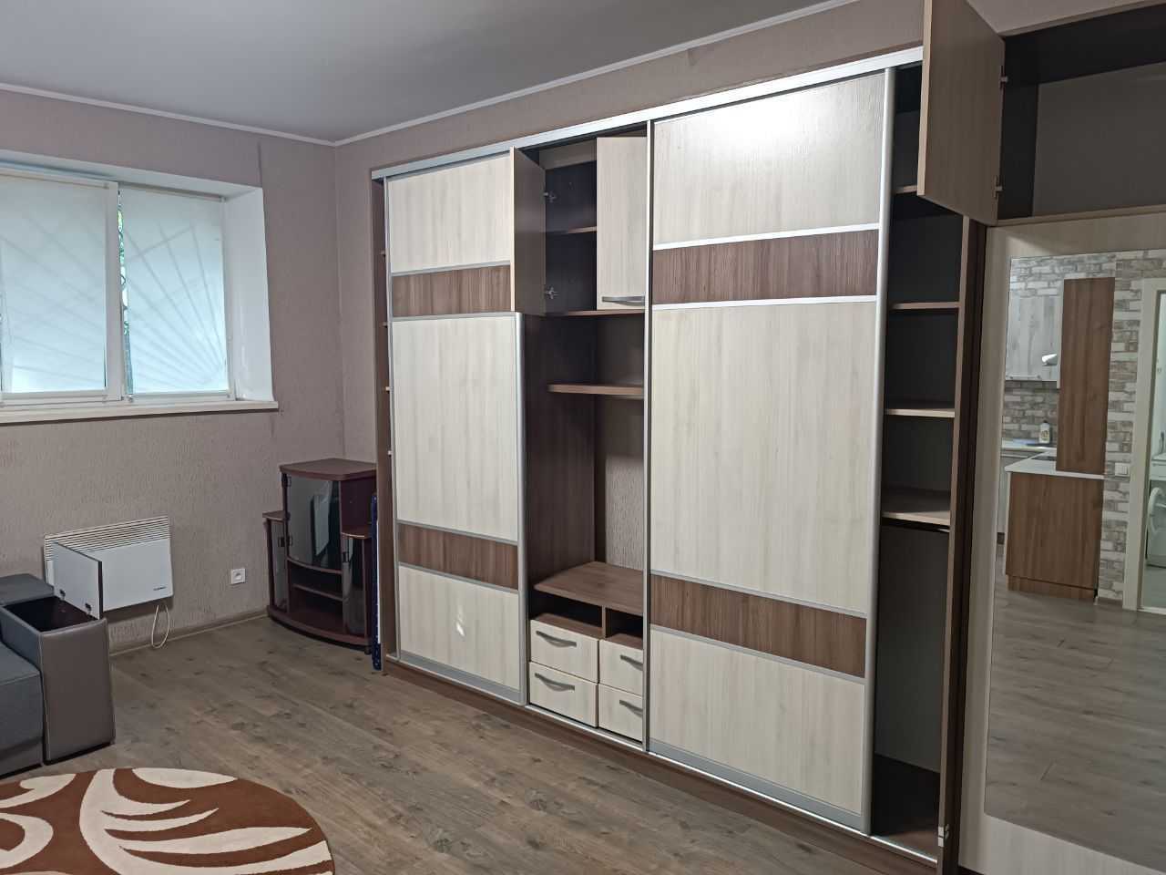 Оренда 1-кімнатної квартири 35 м², Козака Мамая вул., 24