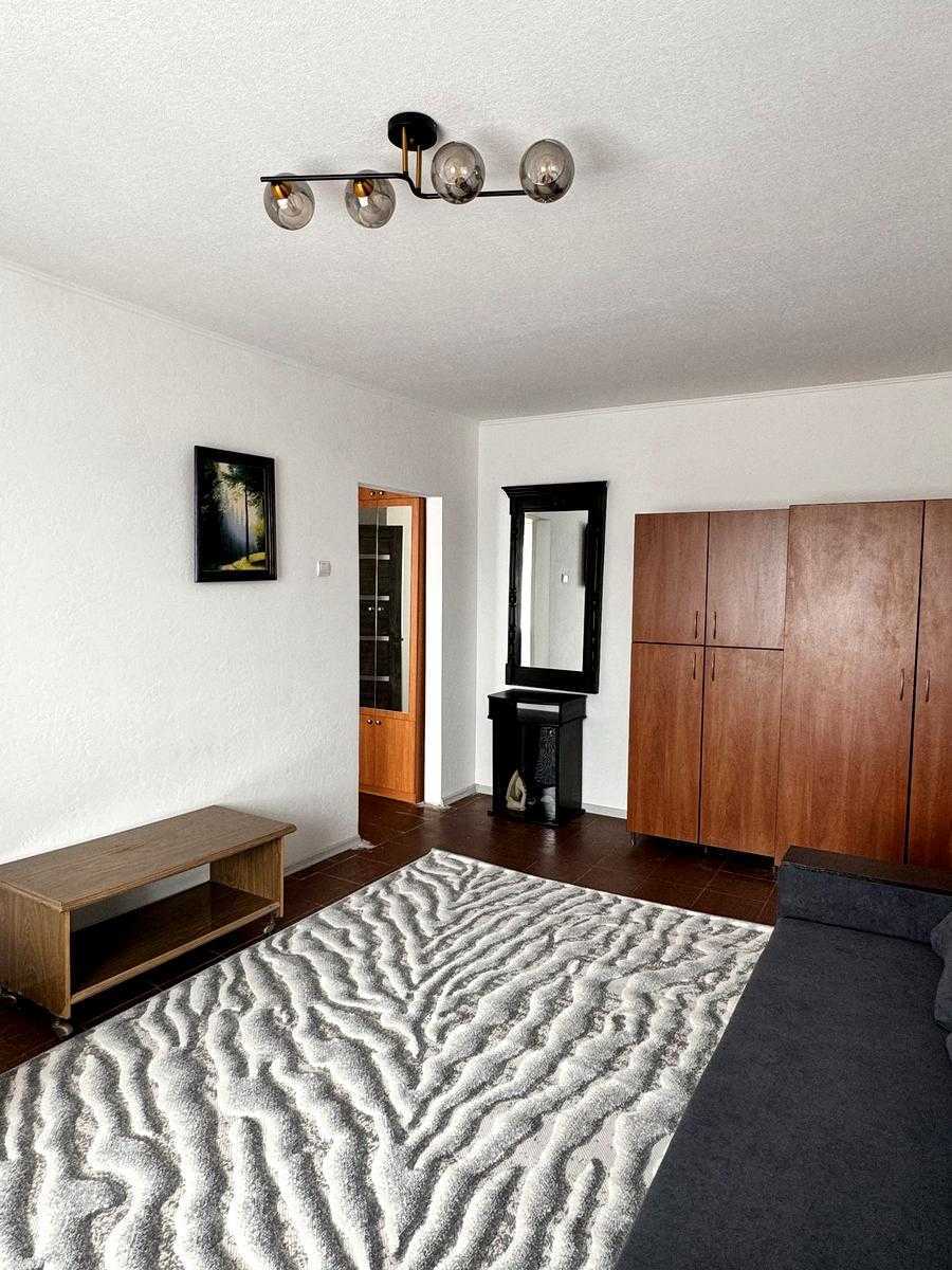 Оренда 1-кімнатної квартири 38 м², Новорічна вул., 79