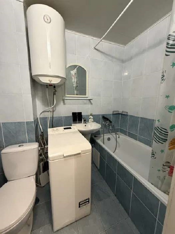 Продажа 1-комнатной квартиры 28.4 м², Соборности просп., 13А