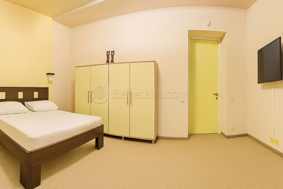 Аренда 4-комнатной квартиры 160 м², Светлая ул., Педагогическая, 21