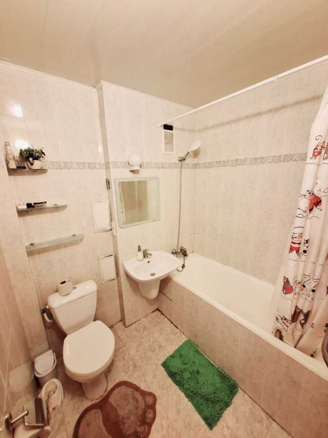 Продаж 1-кімнатної квартири 32 м², Лесі Українки бул., 30