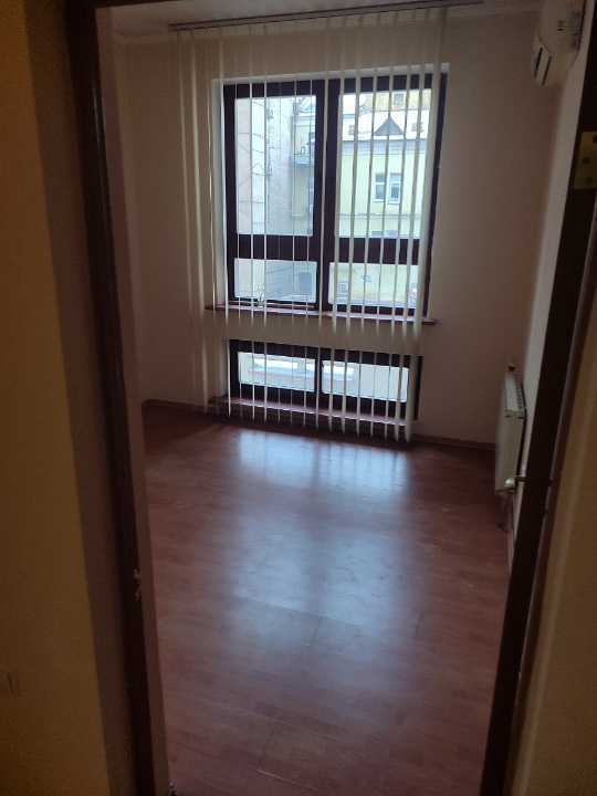 Продаж 2-кімнатної квартири 81.6 м², Шота Руставелі вул., 44
