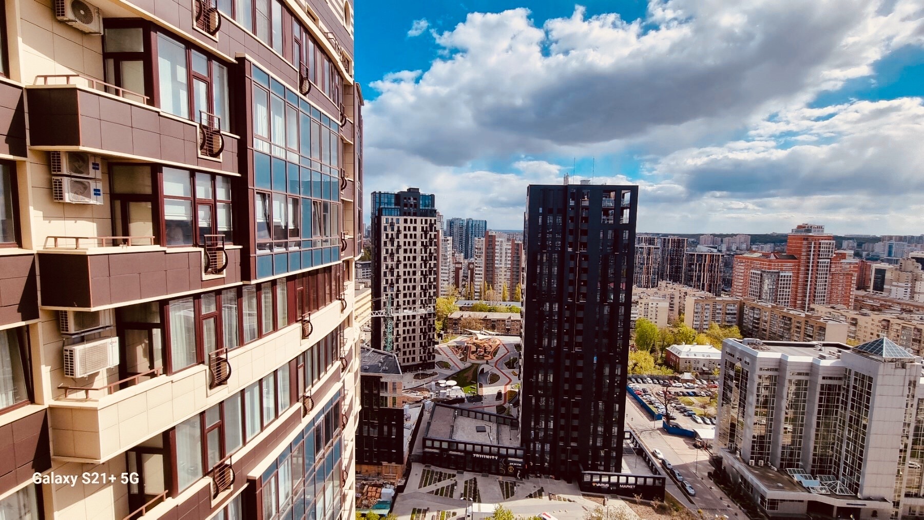 Аренда 2-комнатной квартиры 85 м², Василия Касияна ул., Тютюникова 37\1