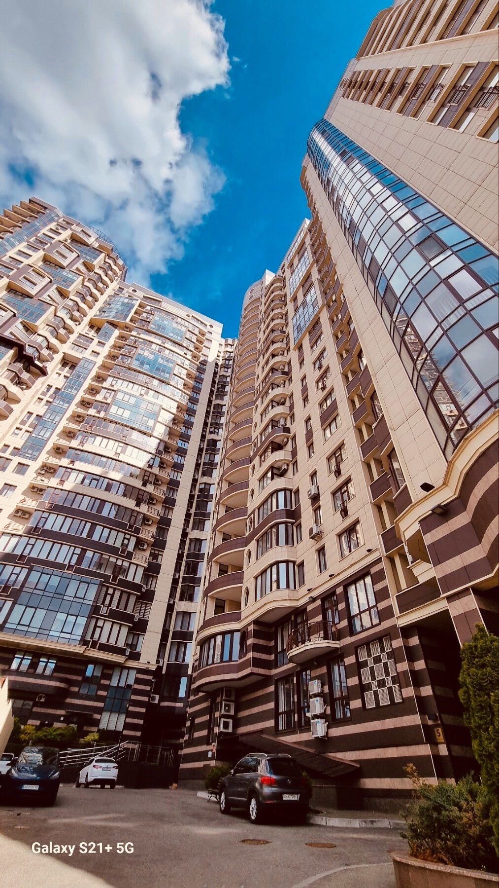 Аренда 2-комнатной квартиры 85 м², Василия Касияна ул., Тютюникова 37\1