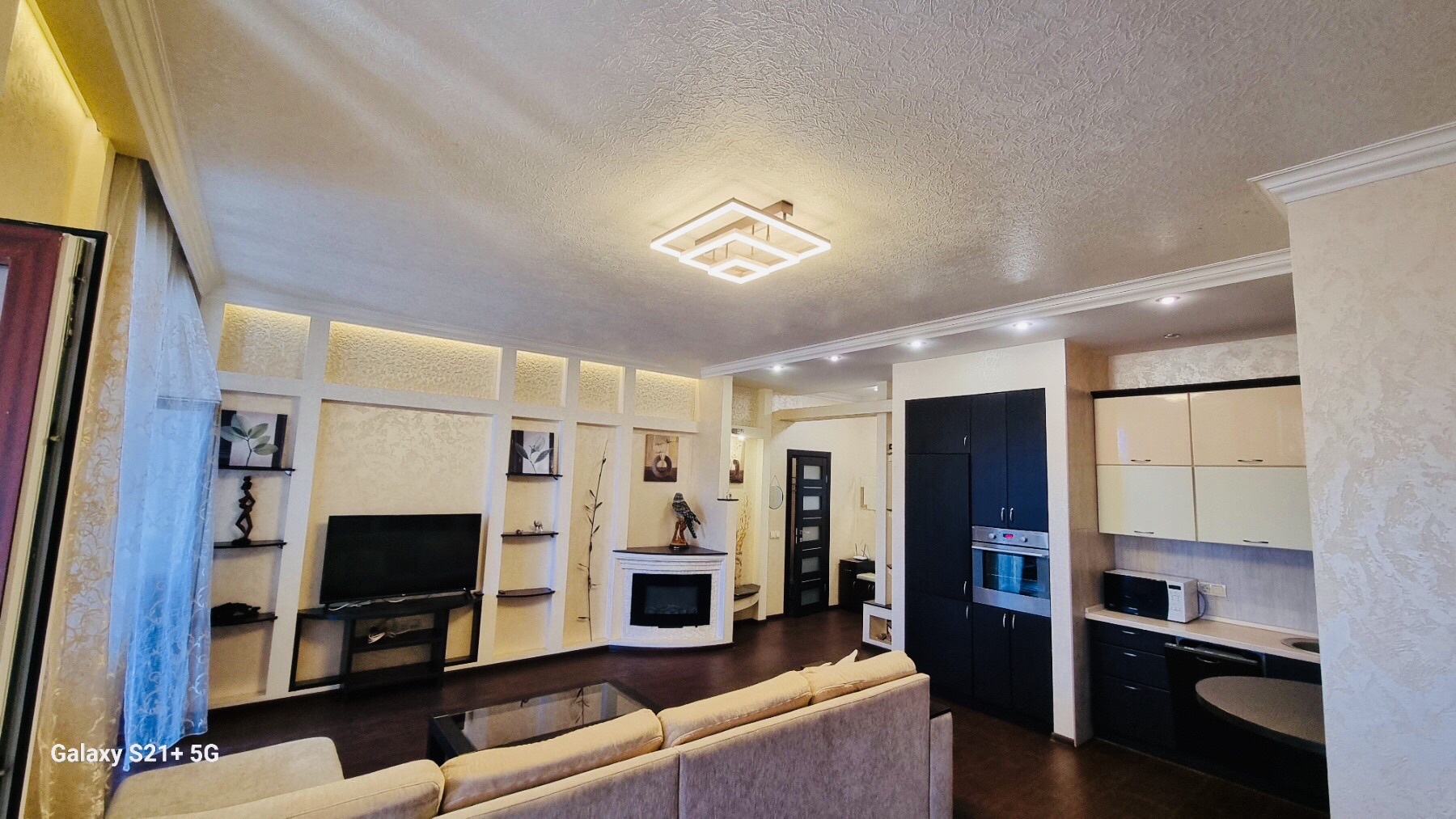 Аренда 2-комнатной квартиры 85 м², Василия Касияна ул., Тютюникова 37\1