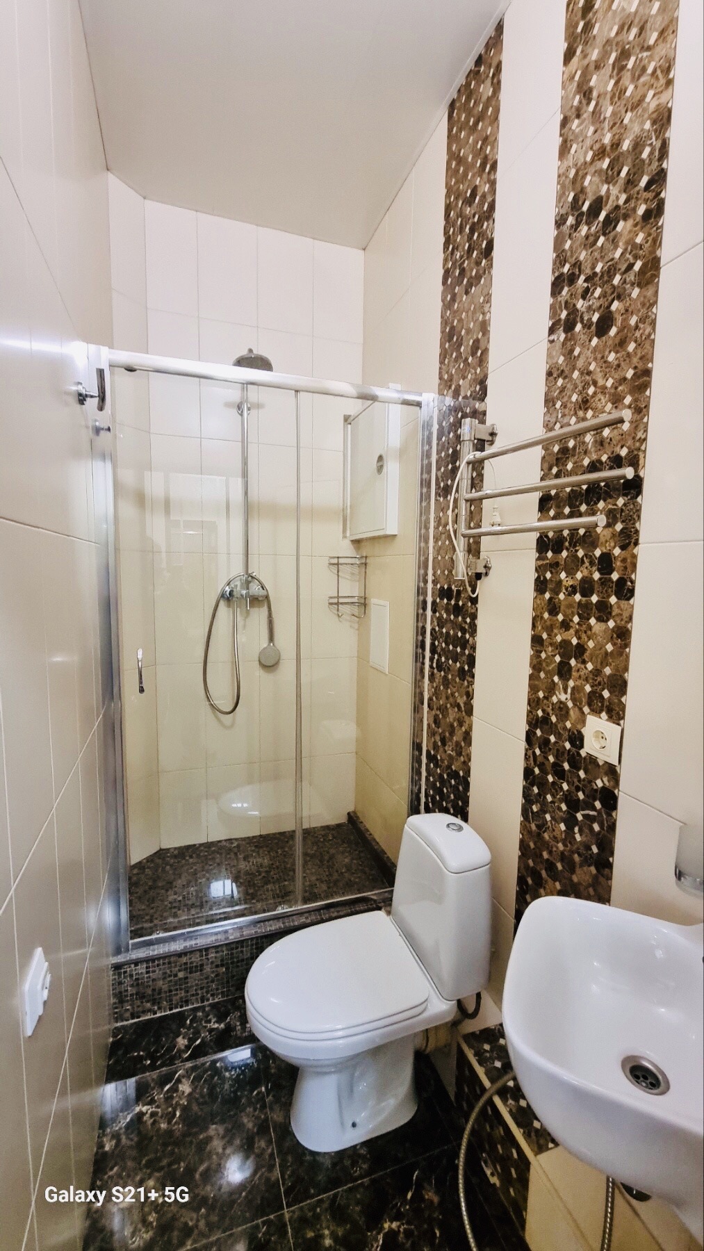 Аренда 2-комнатной квартиры 85 м², Василия Касияна ул., Тютюникова 37\1