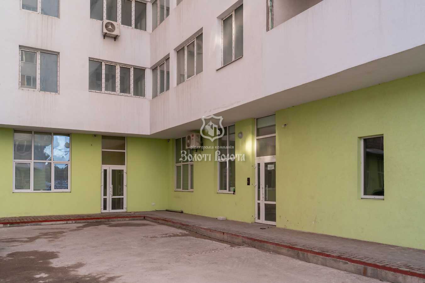 Продаж 2-кімнатної квартири 54.8 м², Світла вул., 3д