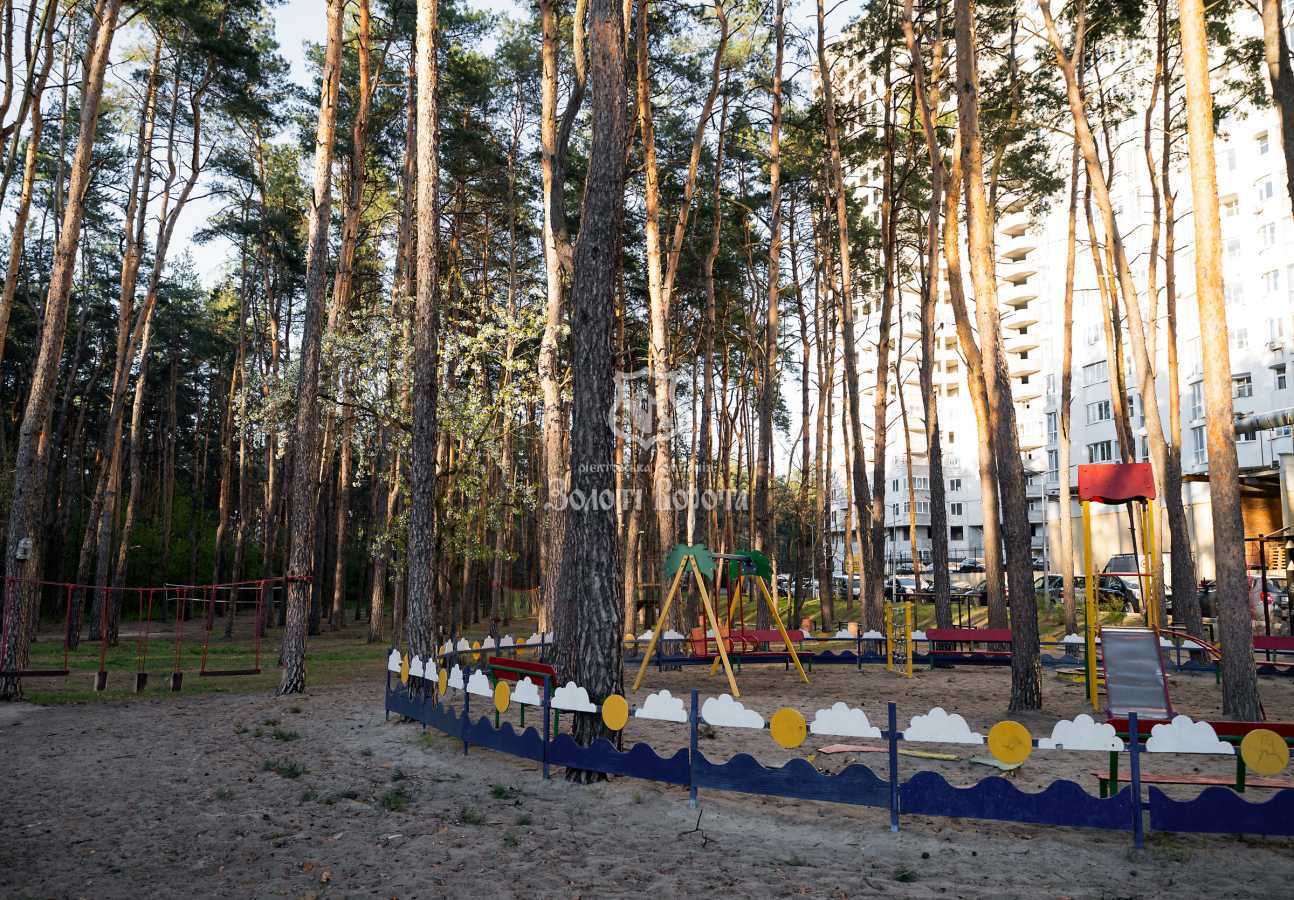 Продаж 2-кімнатної квартири 54.8 м², Світла вул., 3д