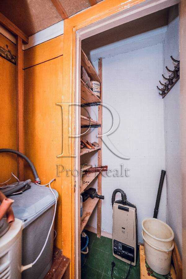 Продажа 1-комнатной квартиры 32 м², Академика Курчатова ул., 13