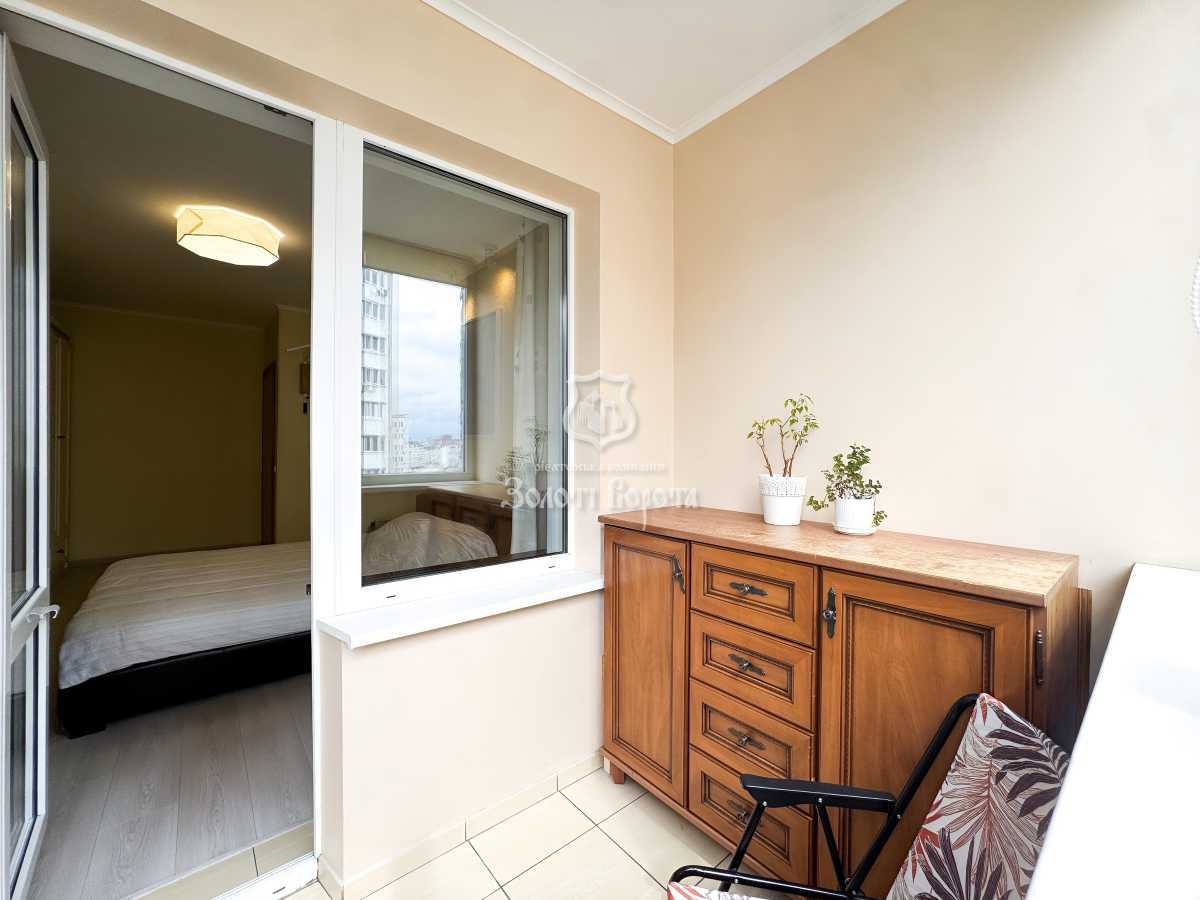 Продажа 3-комнатной квартиры 94 м², Михаила Донца ул., Драгоманова, 1Г