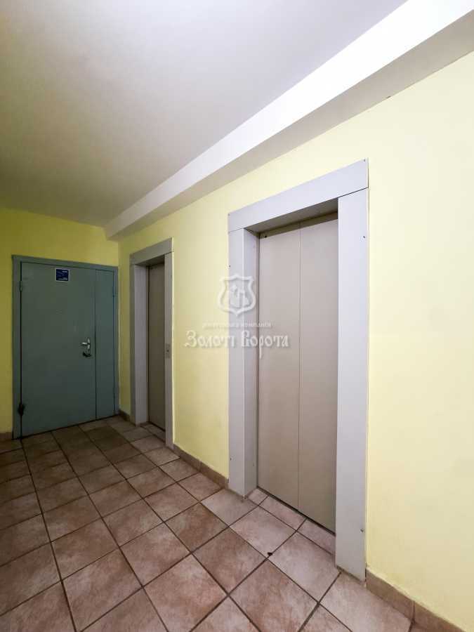 Продажа 3-комнатной квартиры 94 м², Михаила Донца ул., Драгоманова, 1Г