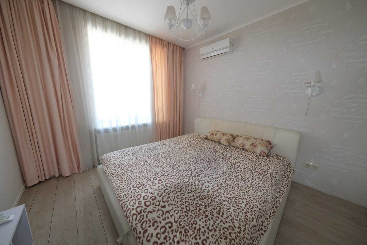 Продаж 1-кімнатної квартири 46 м², Жулянська вул., 1А