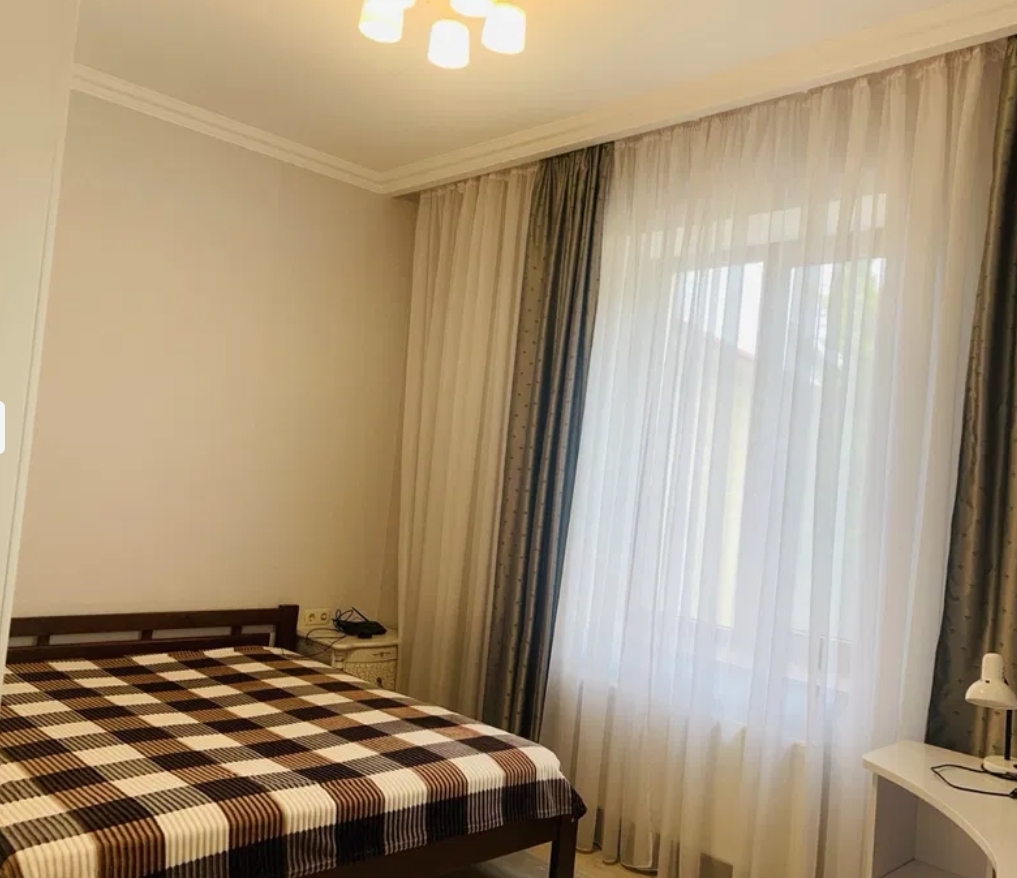 Оренда будинку 170 м², Зої Космодем'янської вул.