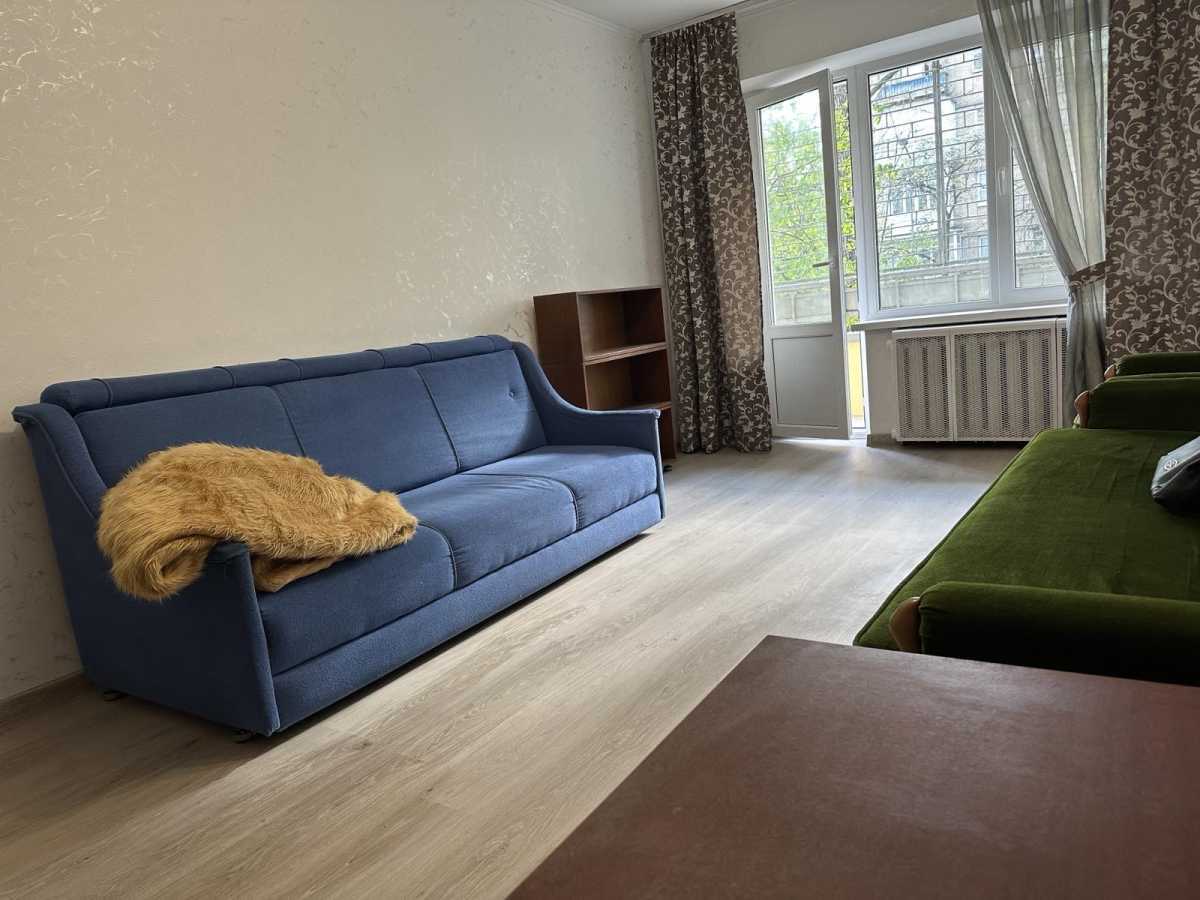 Оренда 1-кімнатної квартири 38 м², Єреванська вул., 13к1