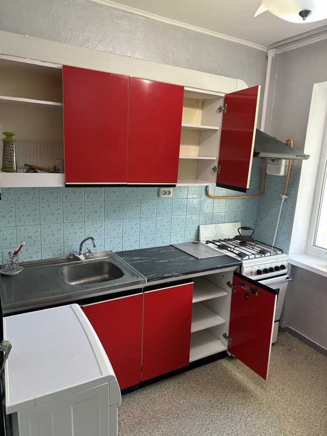 Оренда 1-кімнатної квартири 38 м², Єреванська вул., 13к1